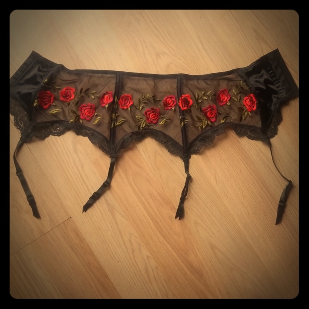 Victoria Secret Garter Belt